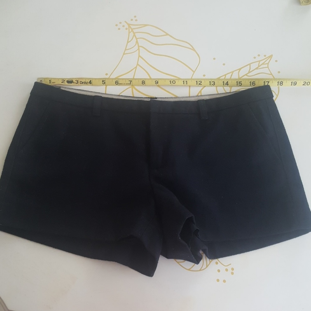 Dressy Gap wool shorts